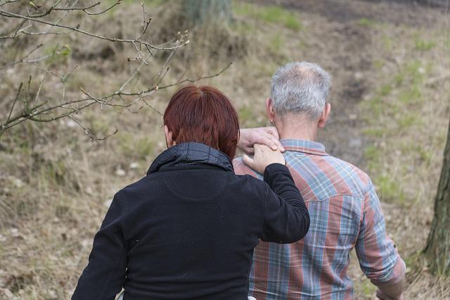 Words of Wisdom From Dementia Caregivers:  What Every Family Caregiver Needs to Know