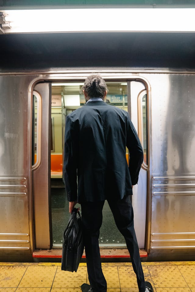 Can We Predict Our "Sliding Door" Moments?