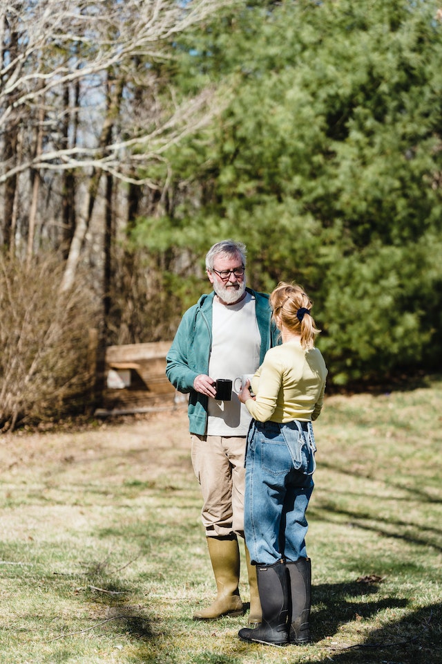 Recognizing the Wisdom that Weak Ties Can Offer