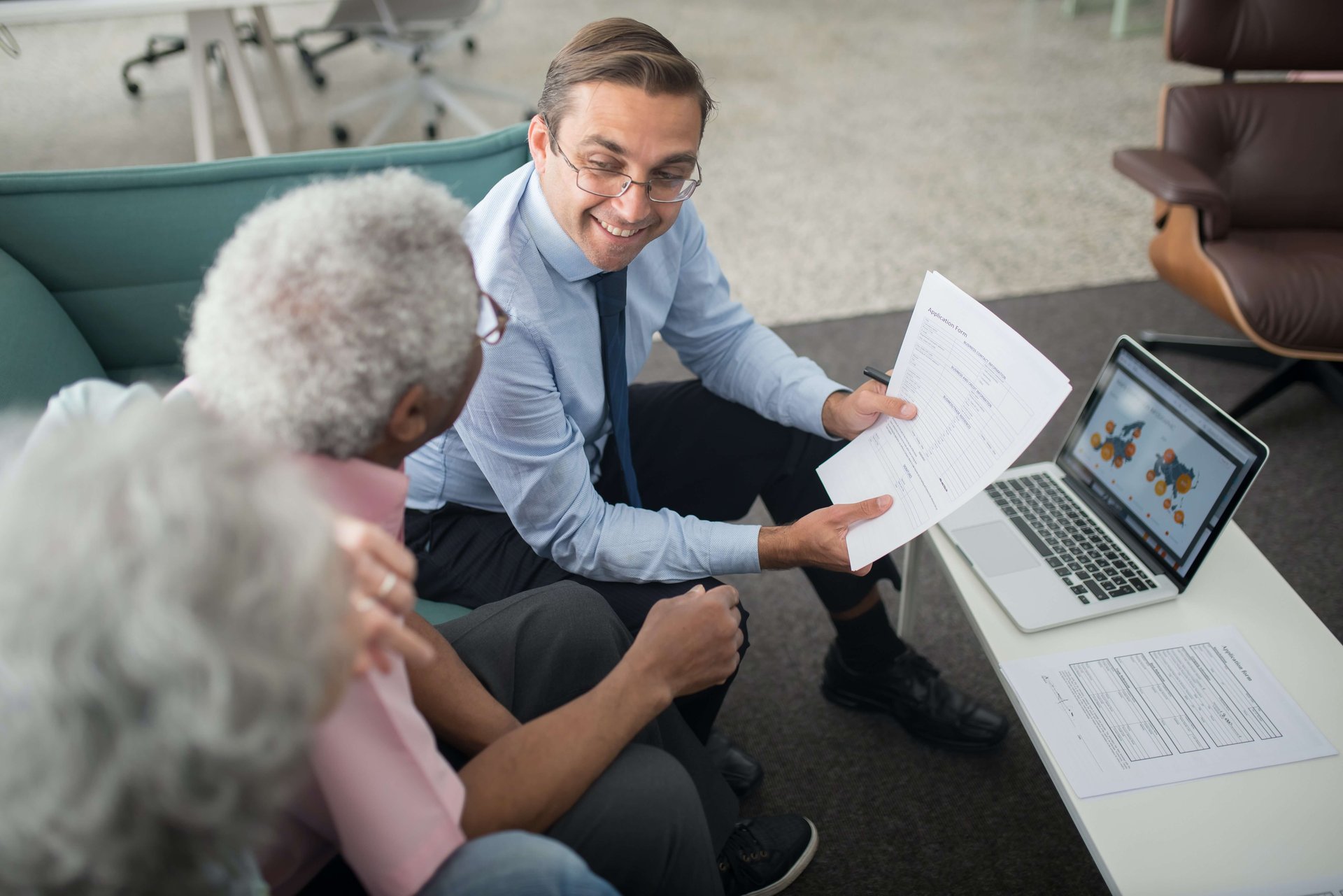 Signs You Need a Financial Advisor (and How to Find One)